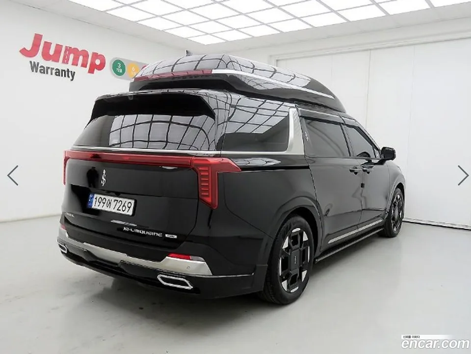 Kia Carnival HEV 9 () 2024 — thumbnail 4