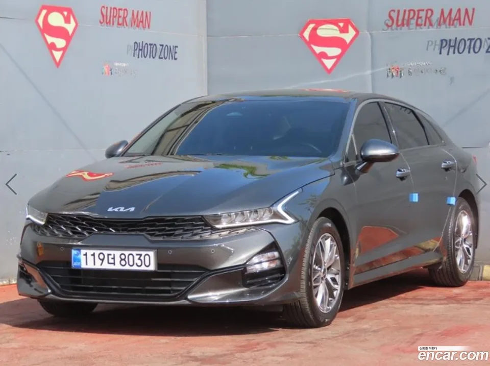 Kia K5 2.0 2023 — photo 1, buy with delivery to Moscow