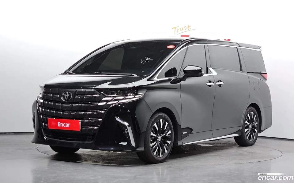 Toyota Alphard 2.5 HEV AWD 2025 — photo 1, buy with delivery to Moscow