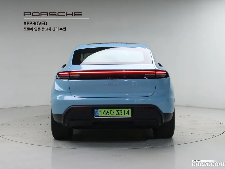 Porsche Macan Electric 4 2025 — thumbnail 4