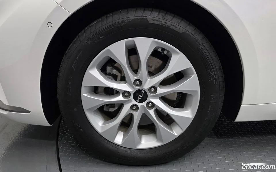Kia K8 2.5 2WD 2023 — thumbnail 5