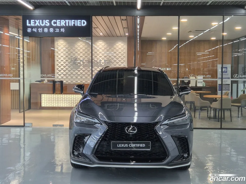 Lexus NX 450h+ F-Sport 2025 — thumbnail 3