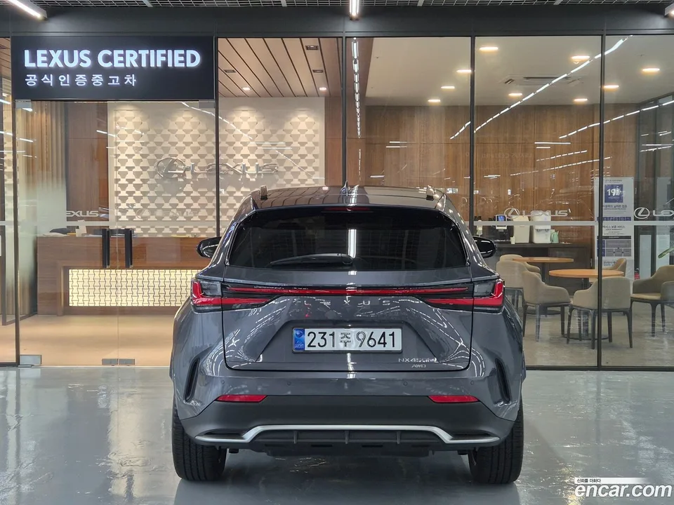 Lexus NX 450h+ F-Sport 2025 — thumbnail 4