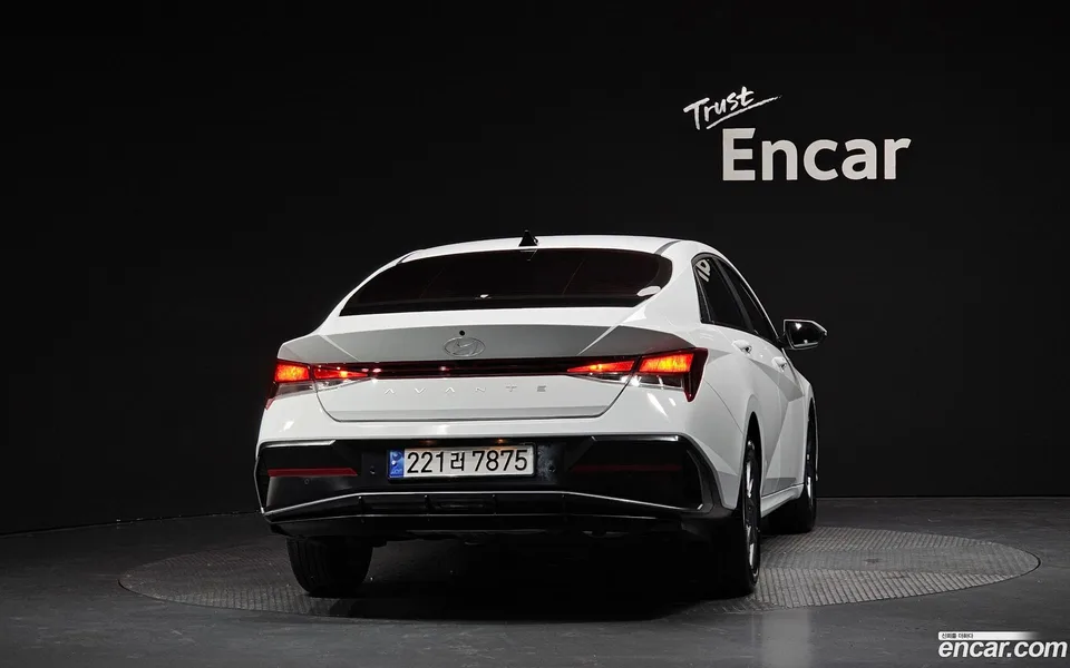 Hyundai Avante CN7 1.6 2023 — thumbnail 4