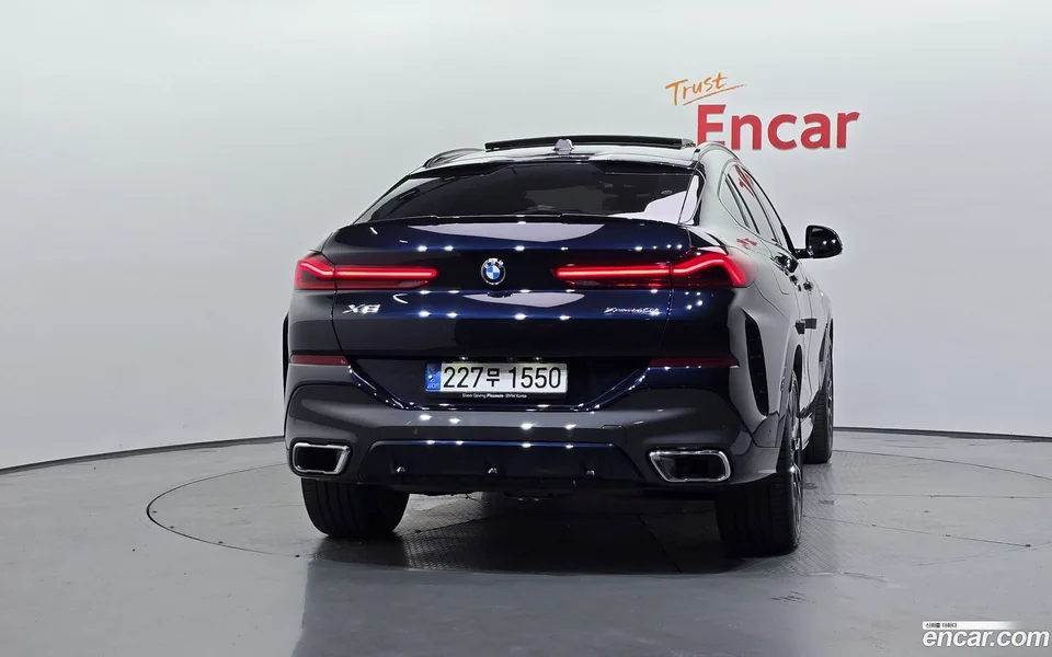 BMW X6 xDrive40i M 2025 — thumbnail 4