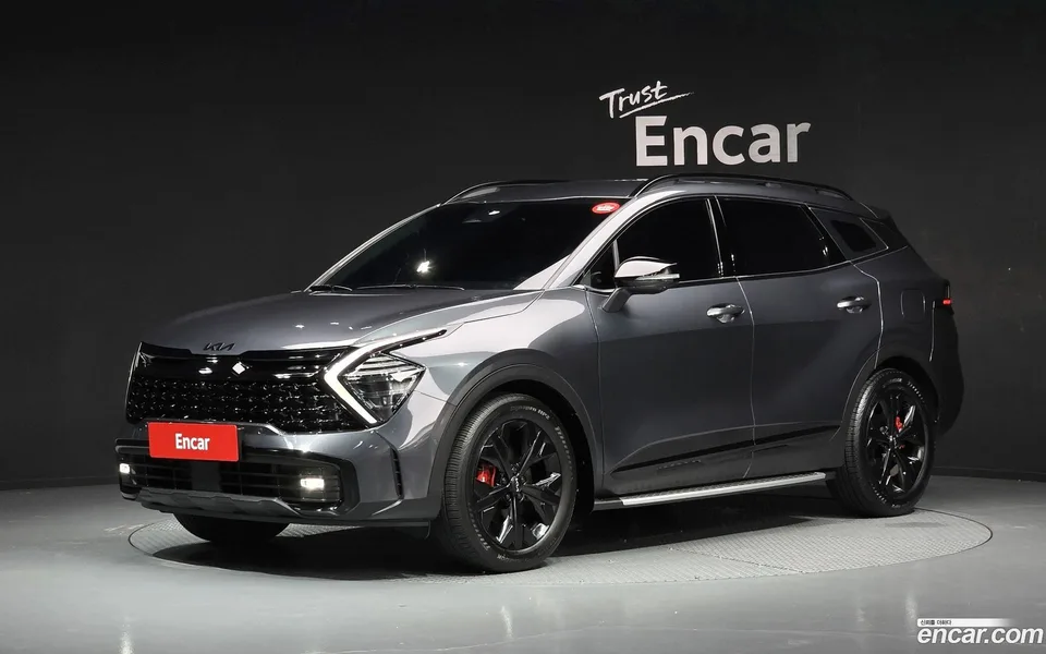 Kia Sportage 2.0 2WD 2023 — photo 1, buy with delivery to Moscow