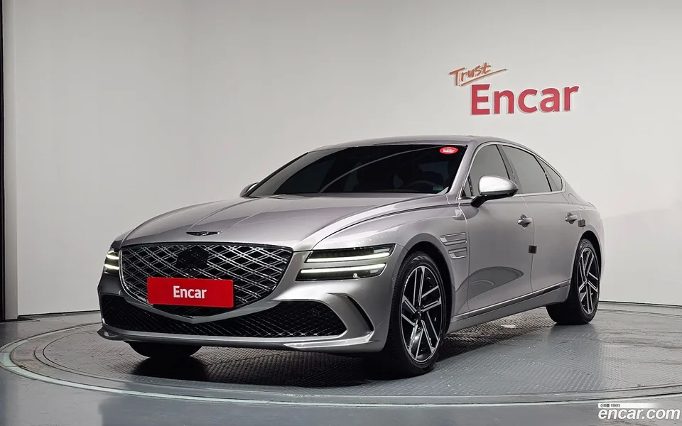 Genesis G80 2.5 AWD 2025 — photo 1, buy with delivery to Moscow