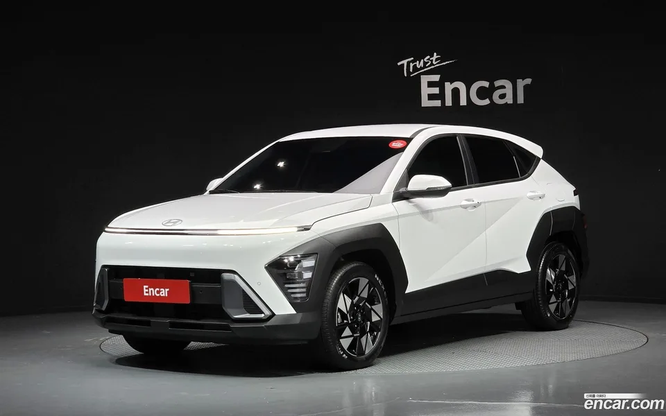 Hyundai Kona Hybrid 2024 — photo 1, buy with delivery to Moscow