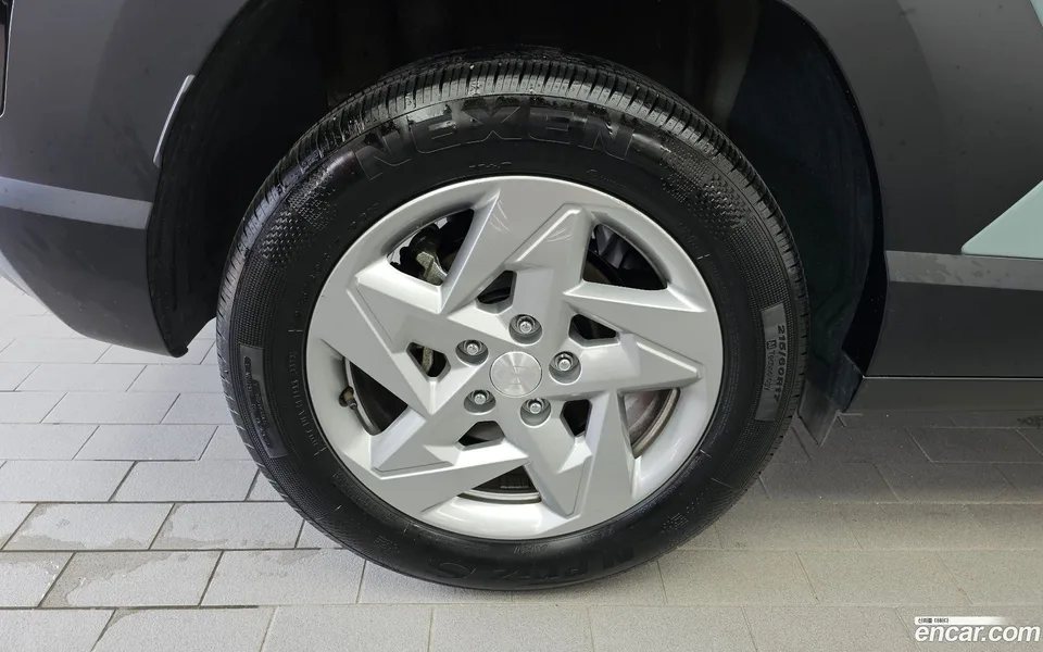 Hyundai Kona 1.6 2WD 2023 — миниатюра 2