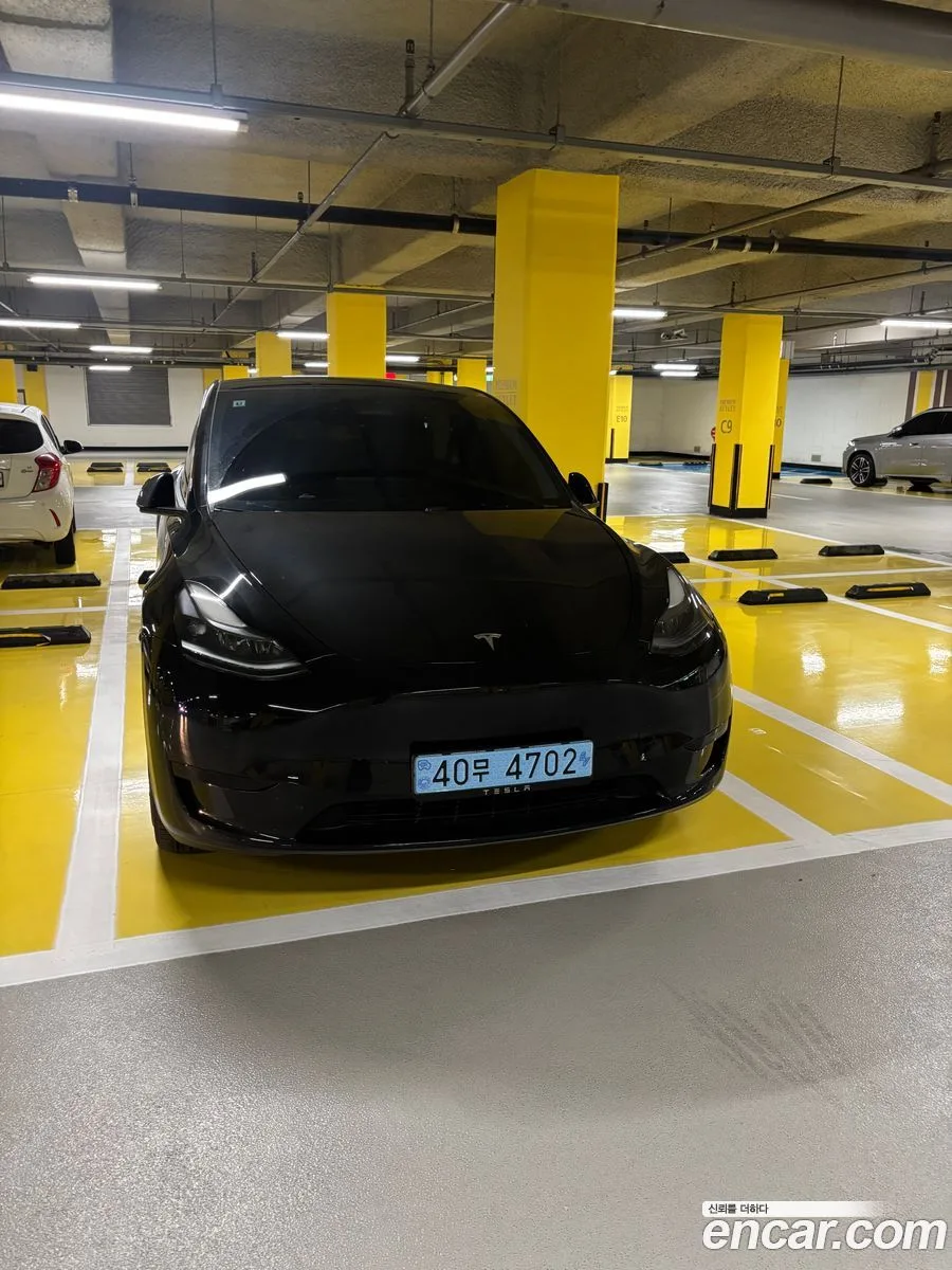 Tesla Model Y RWD 2024 — thumbnail 3