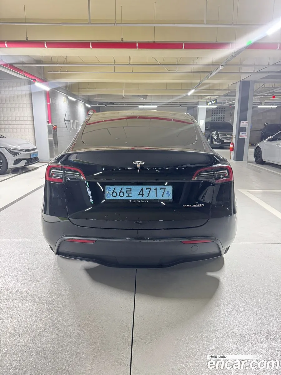 Tesla Model Y AWD 2022 — thumbnail 4
