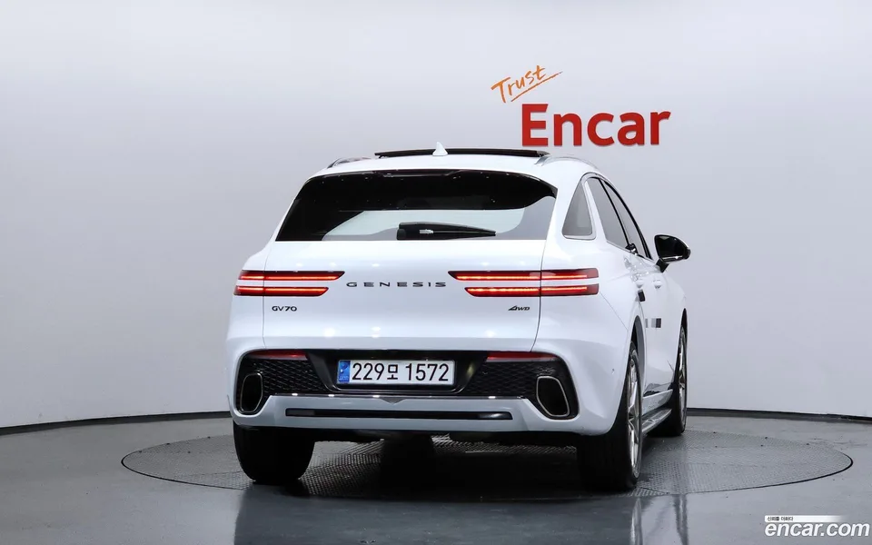 Genesis GV70 3.5T AWD 2022 — thumbnail 4