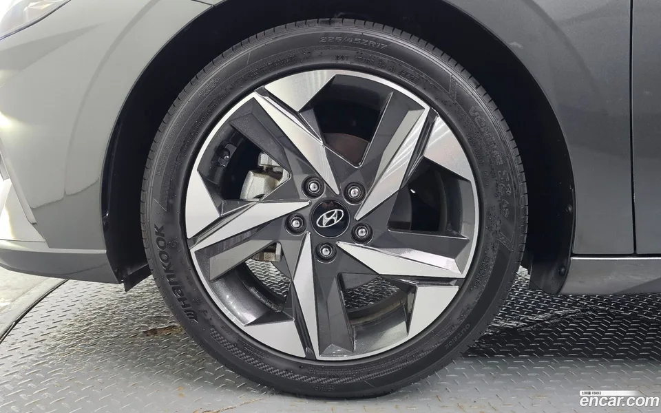 Hyundai Avante 1.6 2023 — thumbnail 2