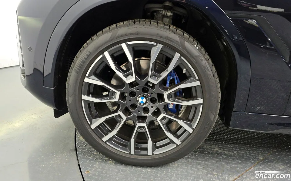 BMW X6 xDrive40i M 2024 — thumbnail 5