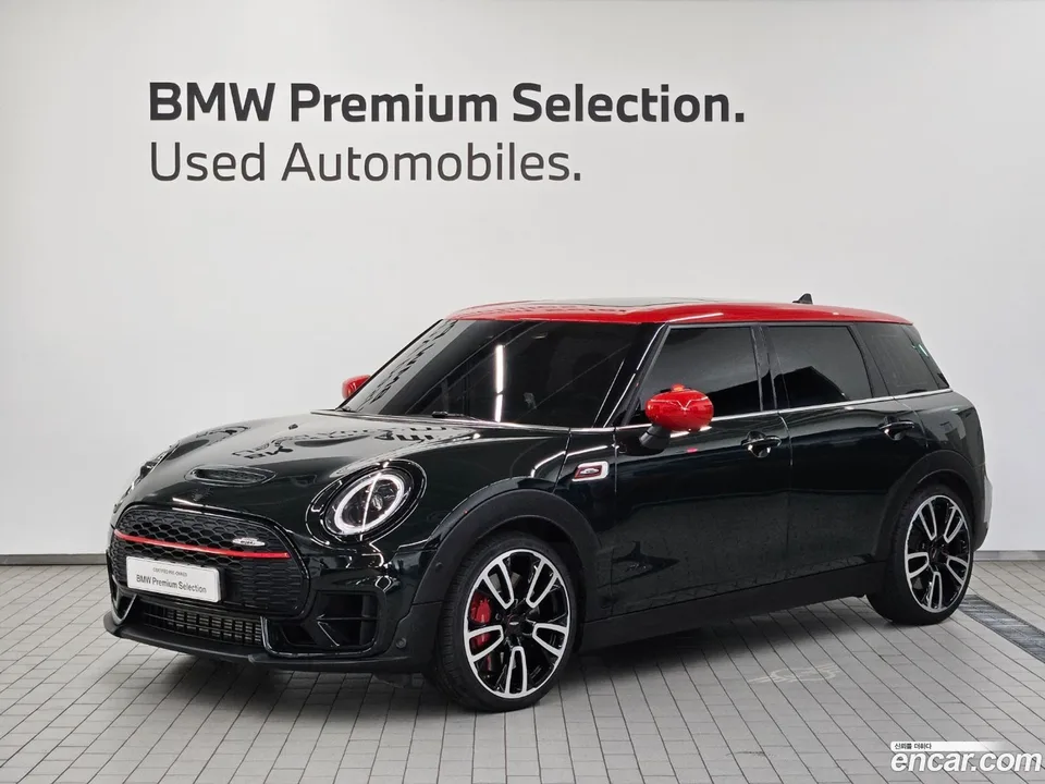 MINI Cooper S Clubman JCW 2023 — photo 1, buy with delivery to Moscow