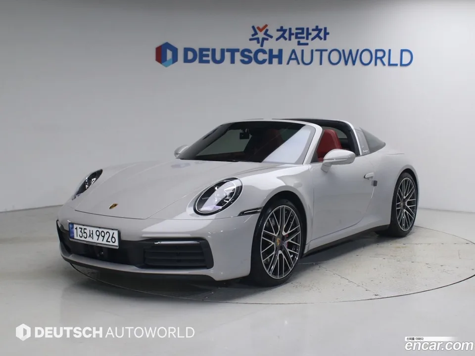Porsche 911 (992) 4S 2024 — photo 1, buy with delivery to Moscow