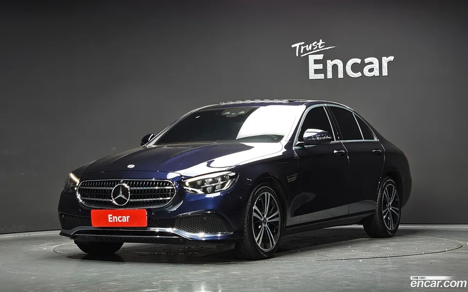Mercedes-Benz E-Class E250 2022 — photo 1, buy with delivery to Moscow