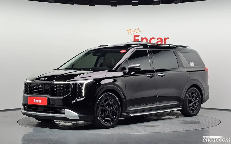 Kia Carnival 9 2024 — photo 1, buy with delivery to Moscow