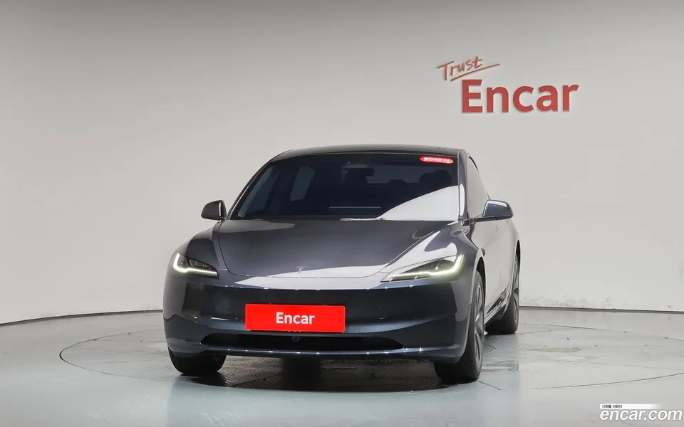 Tesla Model 3 RWD 2026 — миниатюра 3