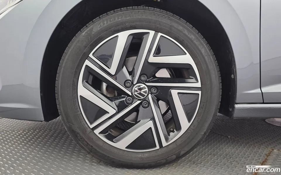 Volkswagen Jetta 1.5 TSI 2022 — thumbnail 2