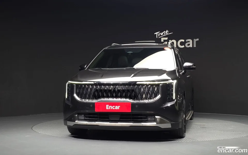 Kia Carnival 7 2024 — thumbnail 3