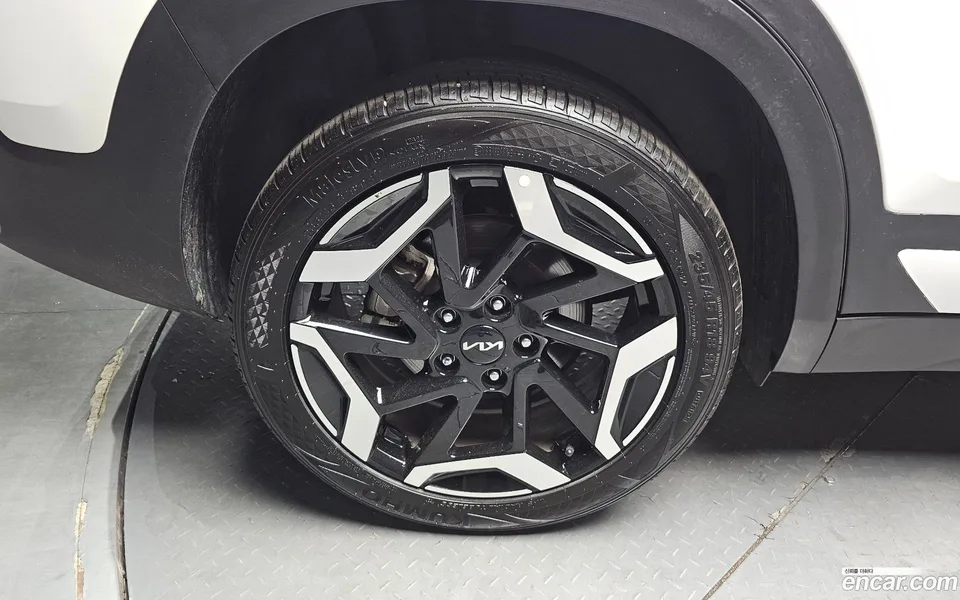 Kia Seltos 1.6 2WD 2024 — thumbnail 5