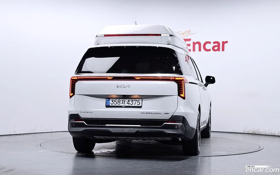 Kia Carnival HEV 9 2025 — thumbnail 4