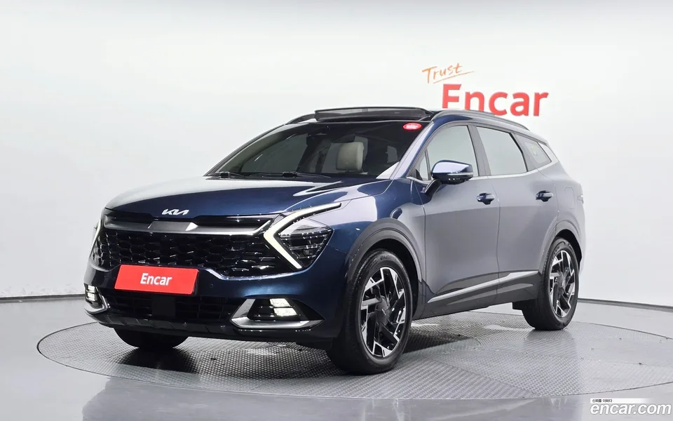 Kia Sportage 1.6 2WD 2023 — photo 1, buy with delivery to Moscow