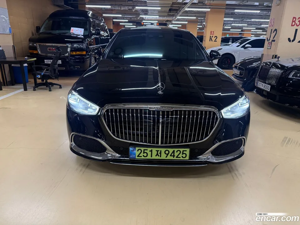 Mercedes-Benz S-Class S580 4MATIC 2025 — thumbnail 3