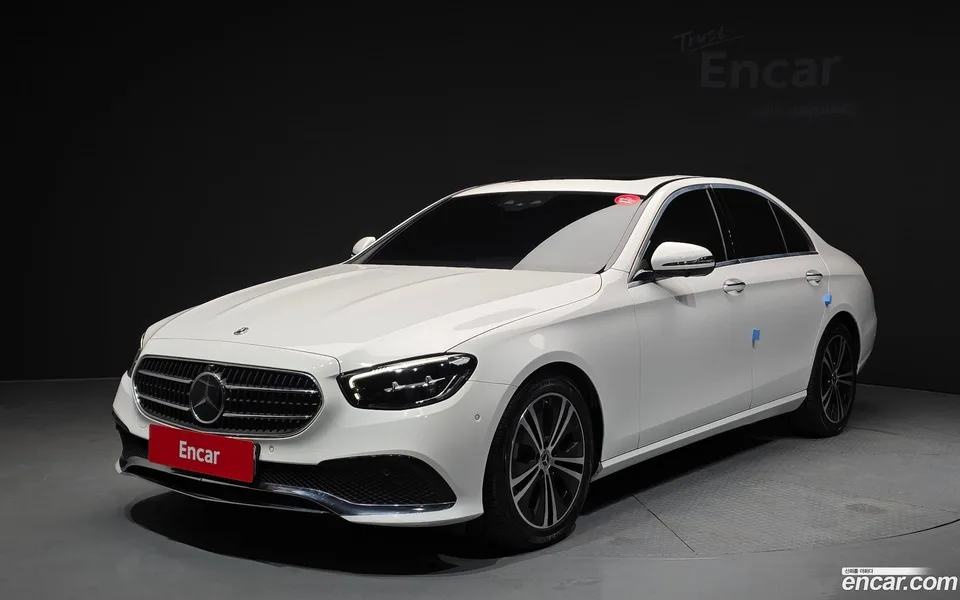 Mercedes-Benz E-Class E250 2022 — photo 1, buy with delivery to Moscow