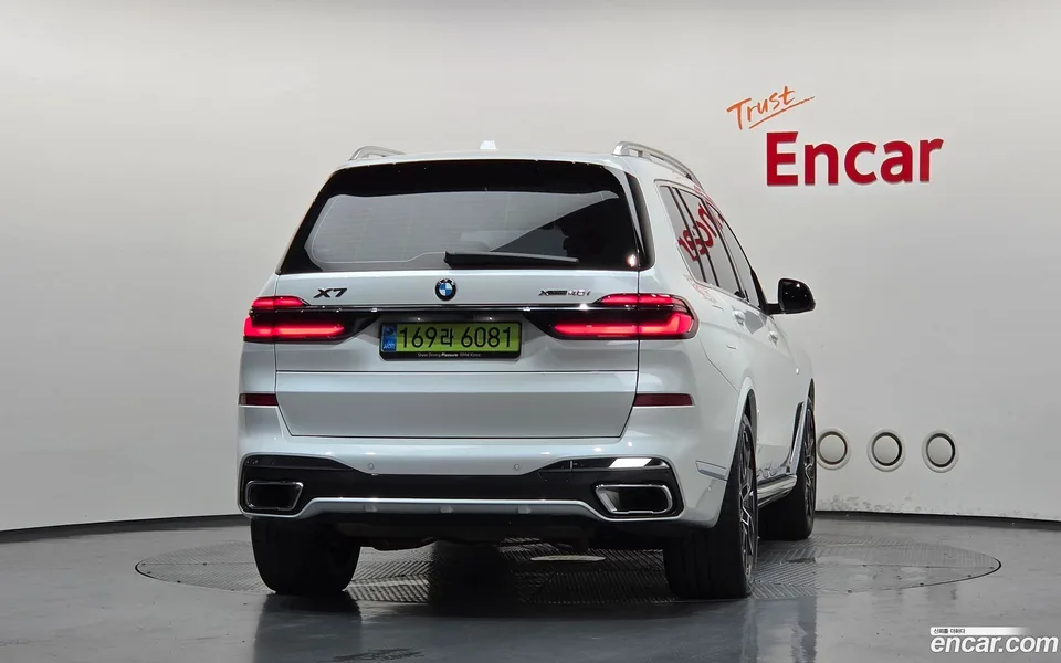 BMW X7 xDrive 40i M 6 2025 — thumbnail 4