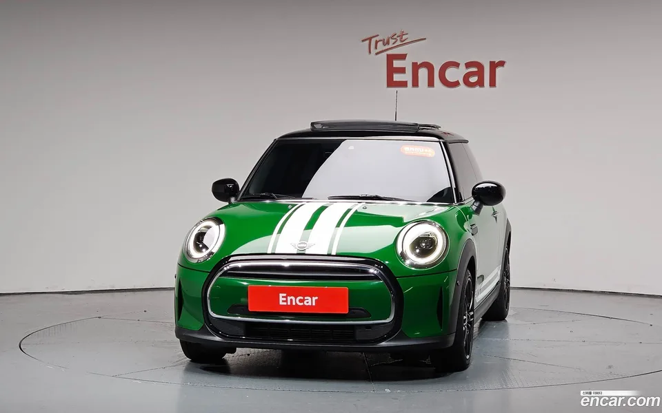 MINI Cooper 2023 — thumbnail 3