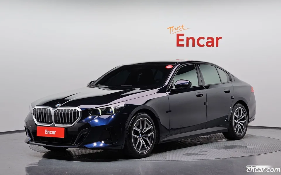 BMW 5 Series 523d M 2026 — photo 1, buy with delivery to Moscow