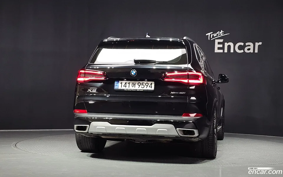 BMW X5 xDrive 40i xLine 2023 — thumbnail 4