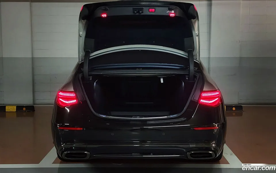 Mercedes-Benz S-Class S580 4MATIC 2024 — thumbnail 5