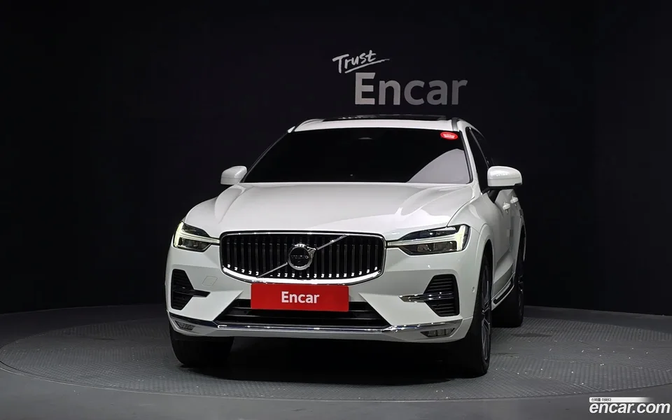 Volvo XC60 B6 2022 — thumbnail 3