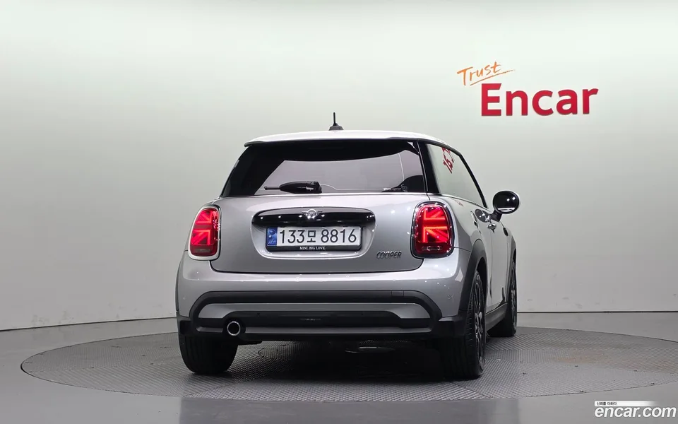 MINI Cooper 2023 — thumbnail 4