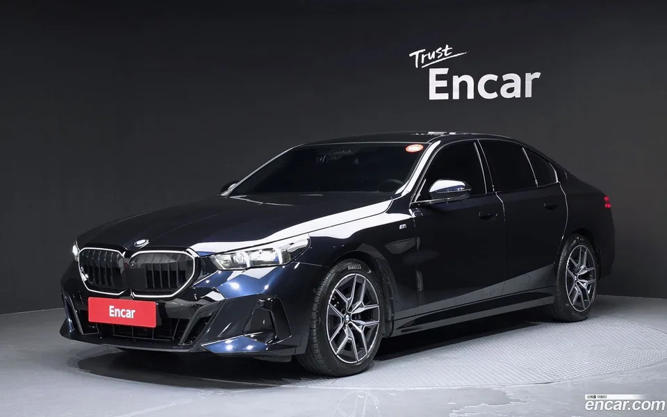 BMW 5 Series 2024
