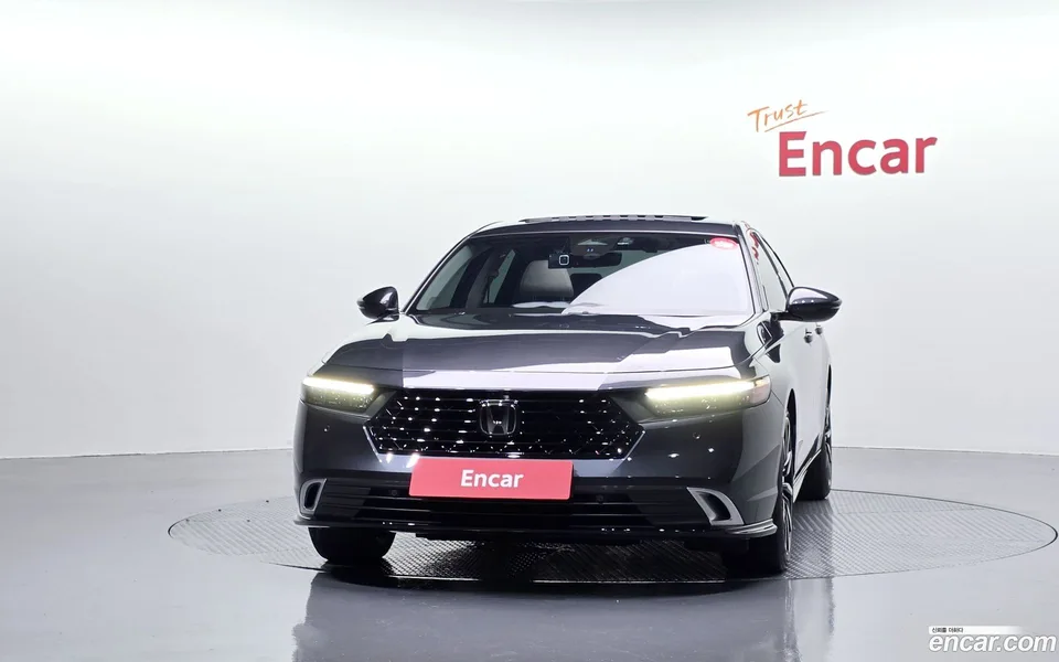 Honda Accord 2.0 2023 — thumbnail 3