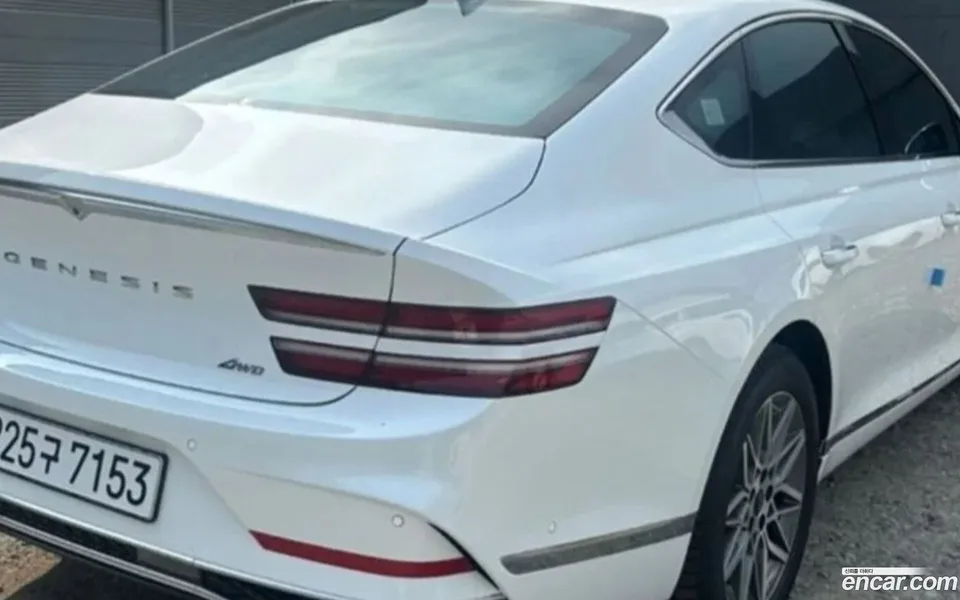 Genesis G80 2.5 AWD 2025 — thumbnail 2