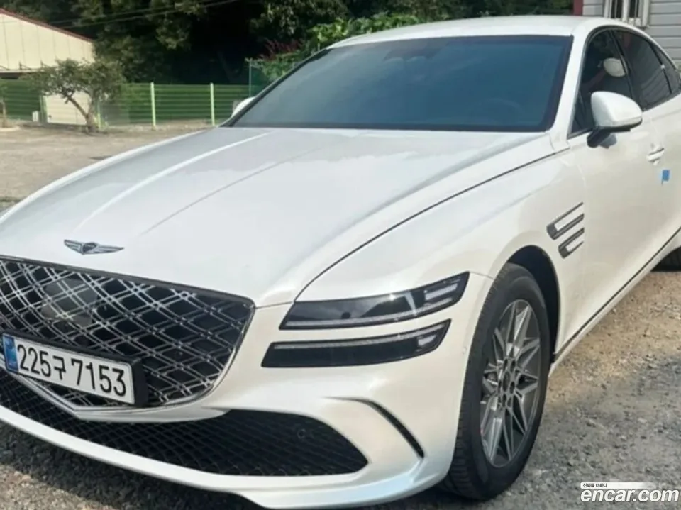 Genesis G80 2.5 AWD 2025 — thumbnail 4