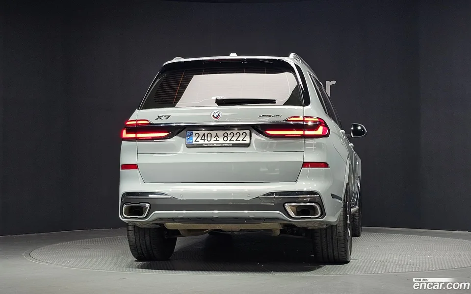 BMW X7 xDrive 40i M 7 2024 — thumbnail 4
