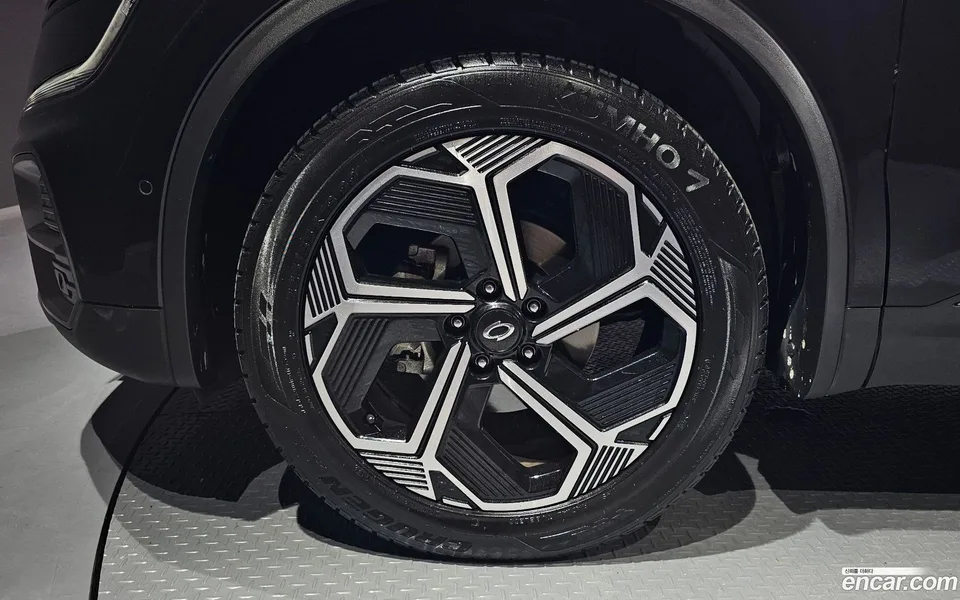 Renault Samsung QM6 2.0 LPe RE 2WD 2023 — thumbnail 2