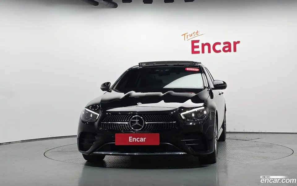 Mercedes-Benz E-Class E350 4MATIC AMG Line 2022 — thumbnail 3