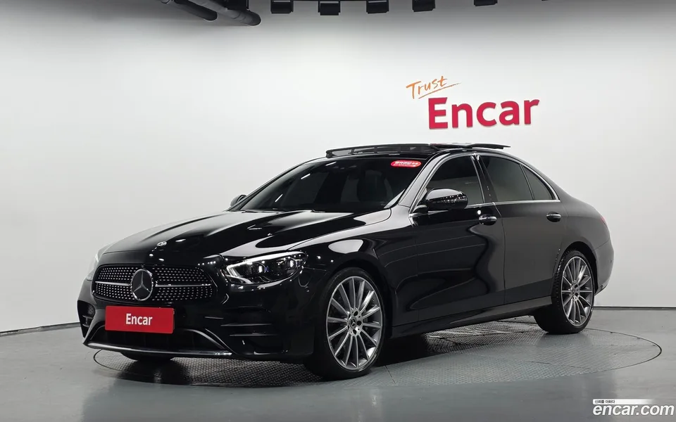Mercedes-Benz E-Class E350 4MATIC AMG Line 2022 — photo 1, buy with delivery to Moscow