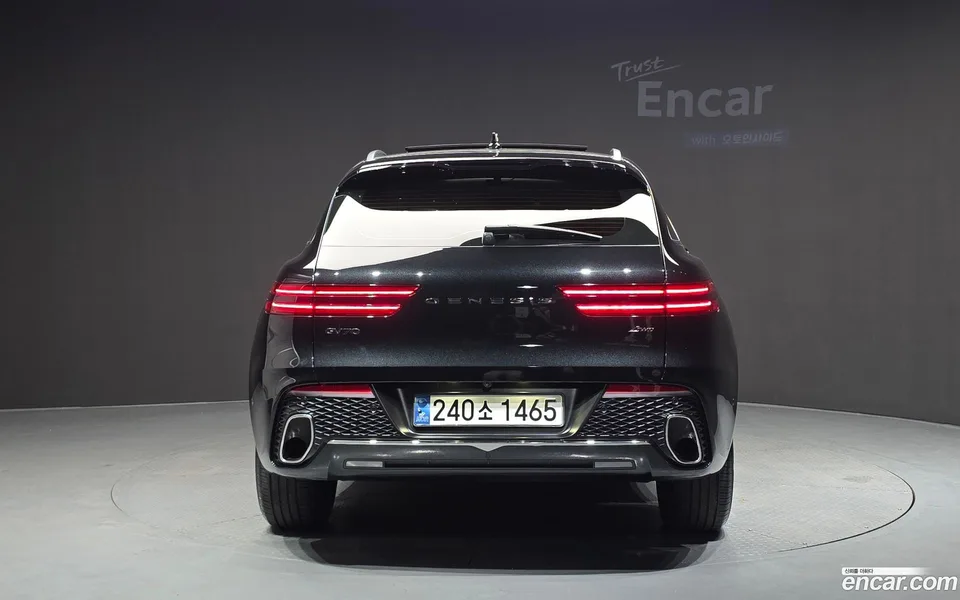 Genesis GV70 2.5T AWD 2023 — thumbnail 4