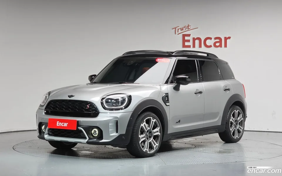 MINI Cooper S Countryman ALL4 2023 — photo 1, buy with delivery to Moscow