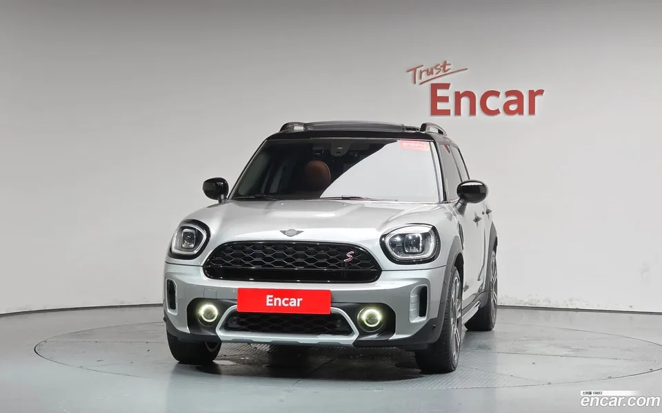 MINI Cooper S Countryman ALL4 2023 — thumbnail 3