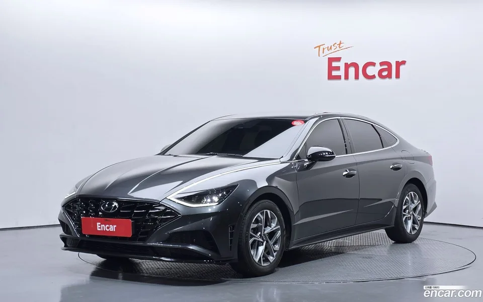 Hyundai Sonata 2.0 2022 — photo 1, buy with delivery to Moscow