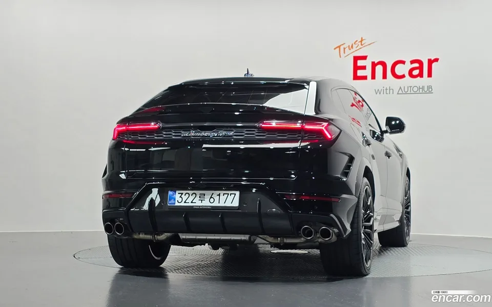 Lamborghini Urus 4.0 V8 SE 2026 — thumbnail 4